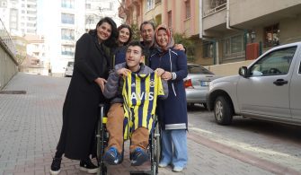 50 milyar adım 20 engelli aracına dönüştü. Adımları bağışa çeviren ilk sağlık uygulaması Help Steps aracılığıyla 50 milyar adım