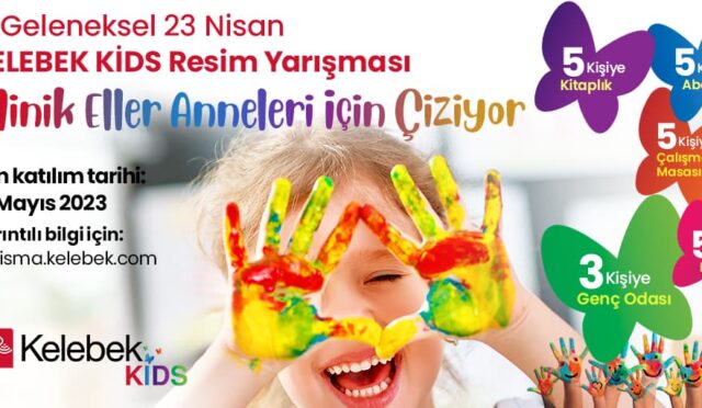 Minik Eller Anneleri için Çiziyor