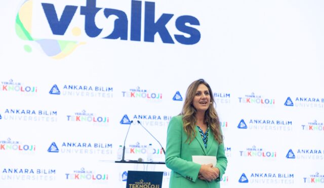 Hepsiburada, 6. Verimlilik ve Teknoloji Fuarı’nda Gençlere Yapay Zeka Eğitimi Verdi