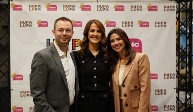 HUPALUPA İLK ULUSLARARASI ÖDÜLÜNÜ ALDI